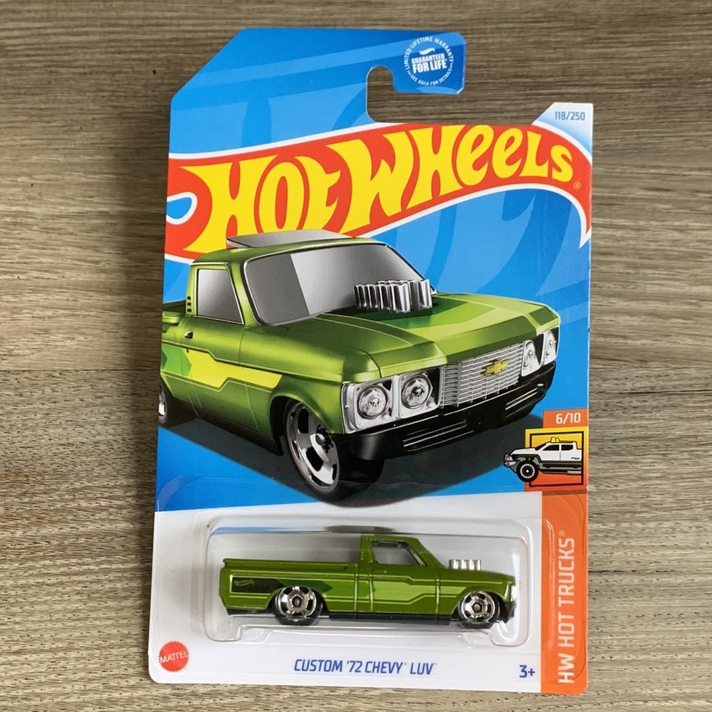 Hot Wheels Custom 1972 Chevy LUV Green Pick Up Truck Hotwheels Chevrolet 2024 🆕
